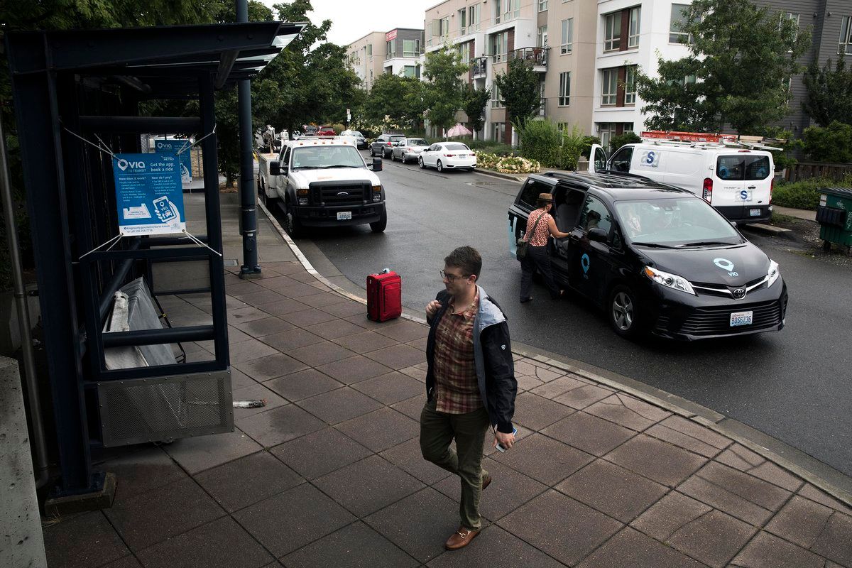 oh my god twitter doesn’t include alt text from images in their API